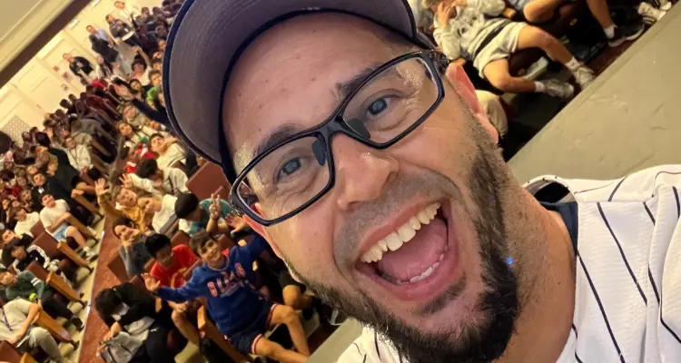 Motivational Youth Speaker Eddie Cortés in Eastchester, NY