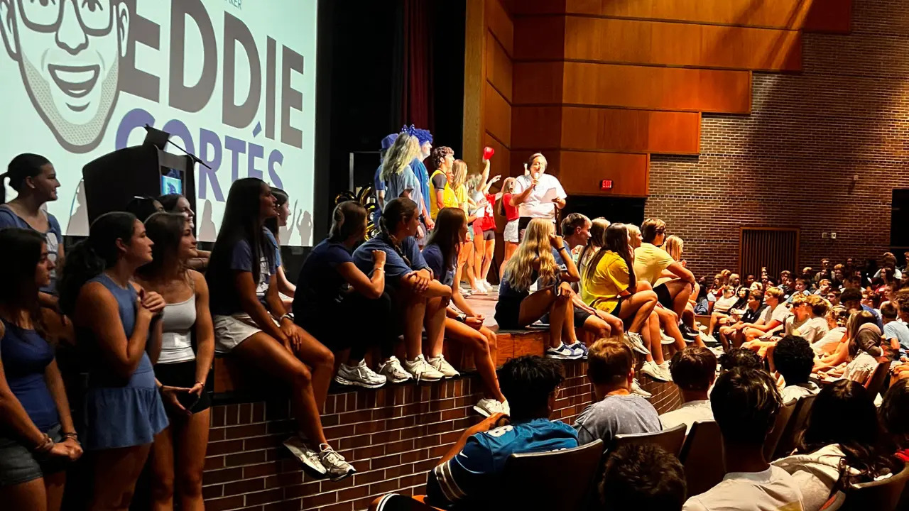 Motivational Youth Speaker in Connecticut: Eddie Cortés at Hamden Middle